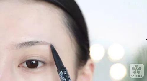 细眉图片,探寻东方美学的精致线条